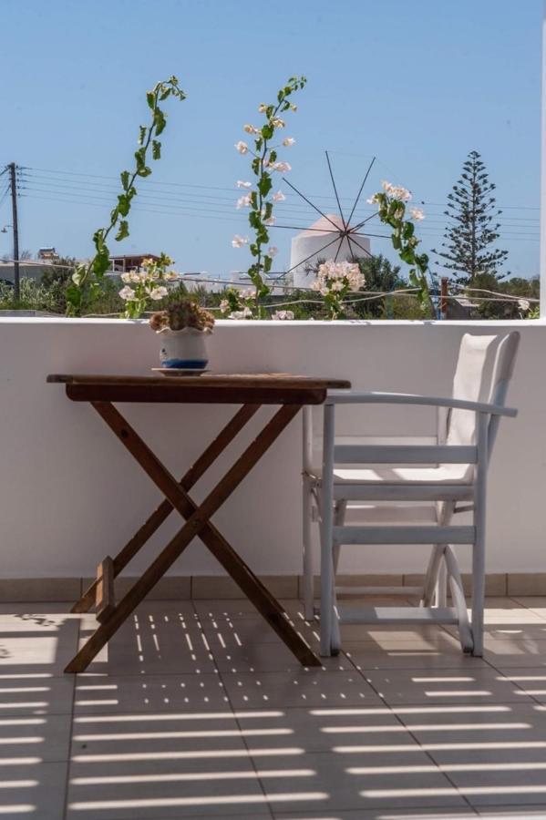 Kastro Antiparos Aparthotel Exterior photo
