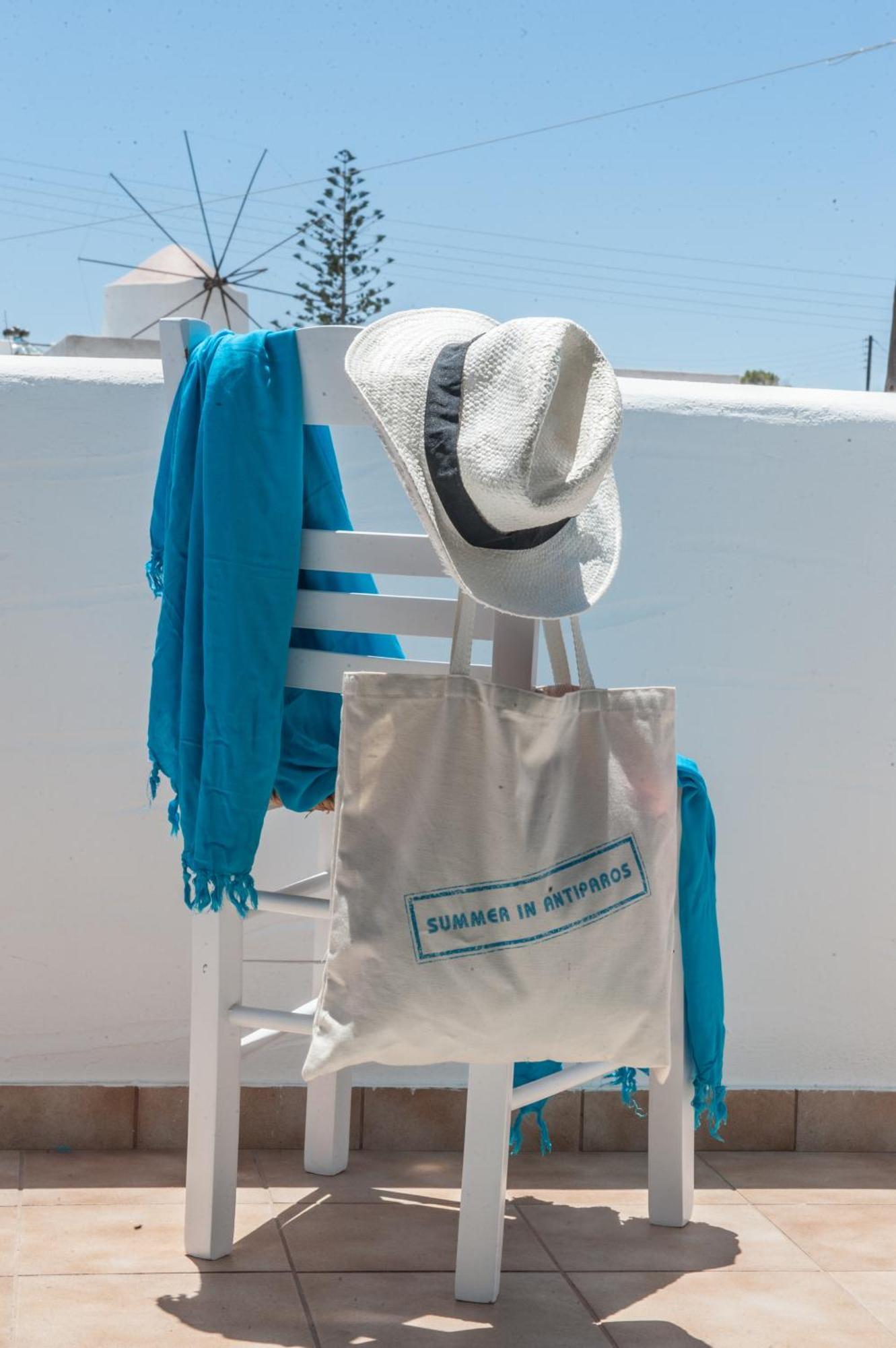 Kastro Antiparos Aparthotel Exterior photo